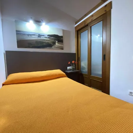 Casa Con Jardin Privado Y Piscina Compa Holiday home